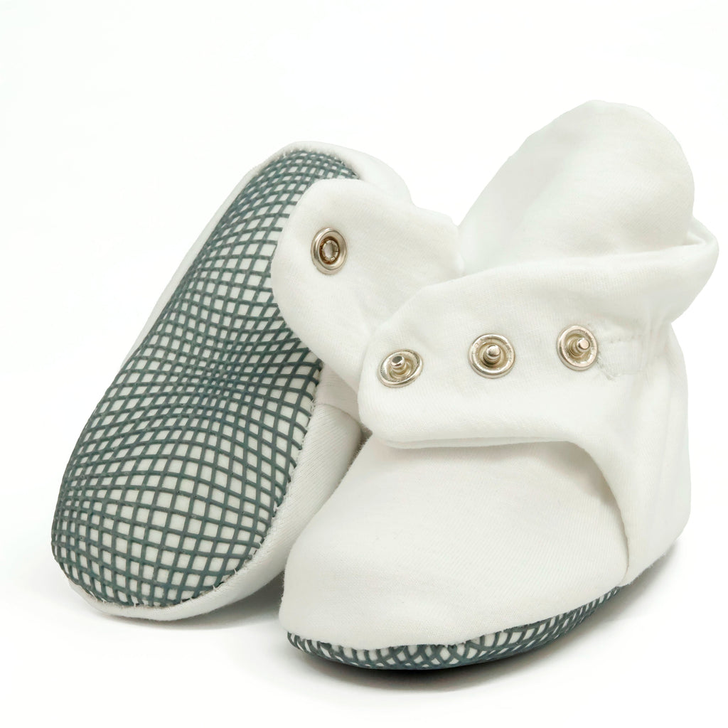Stay-On Baby Booties, Organic Cotton Lined – White