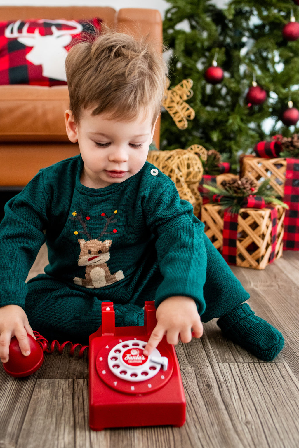 Virgin Merino Wool Reindeer Sweater - Evergreen