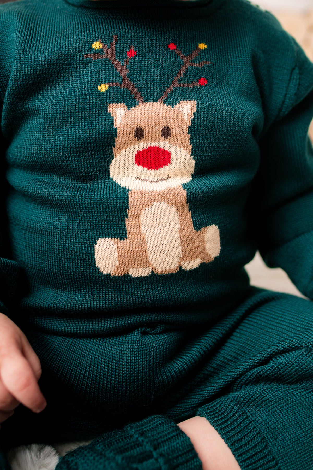 Virgin Merino Wool Reindeer Sweater - Evergreen