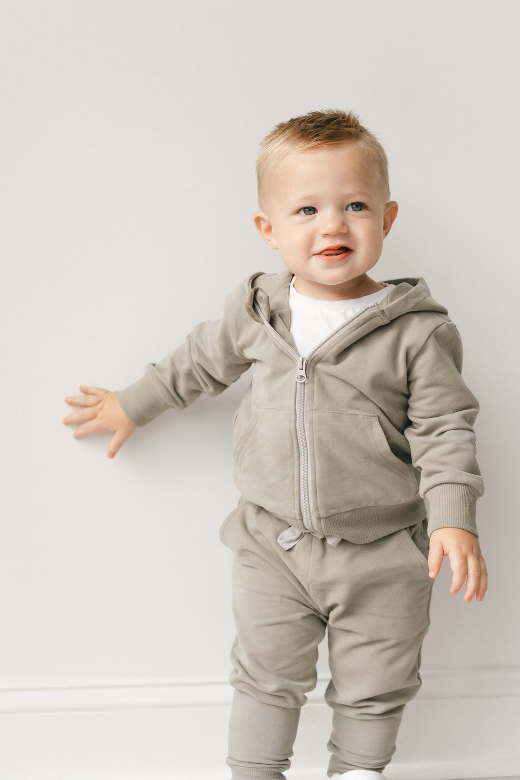 Organic Cotton Explorer Zip Hoodie & Sweatpants Set