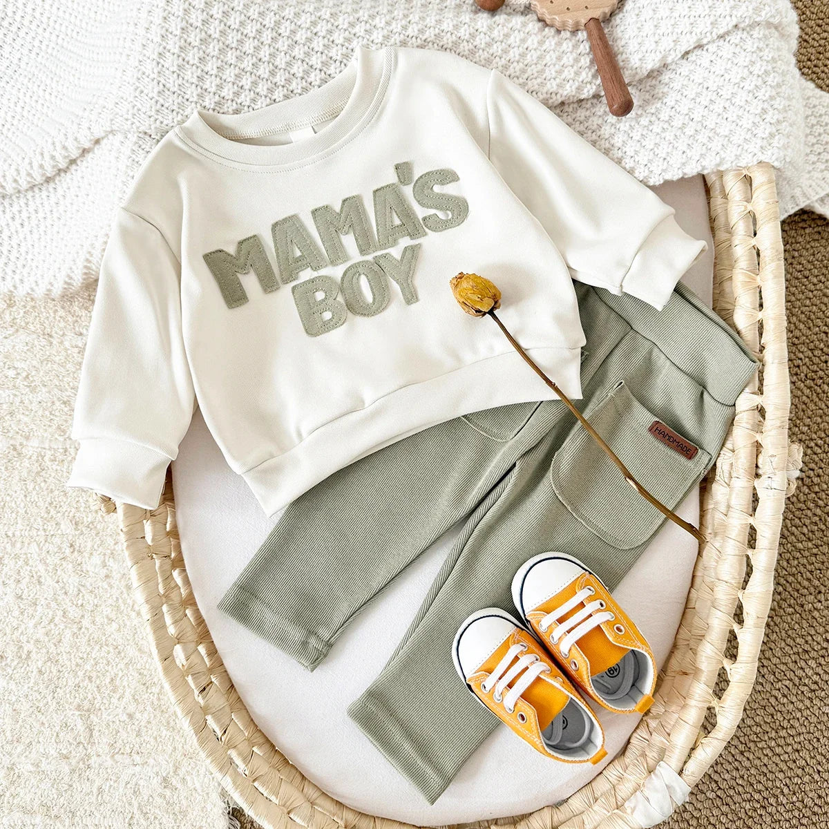MAMA'S BOY Sweatshirt Set