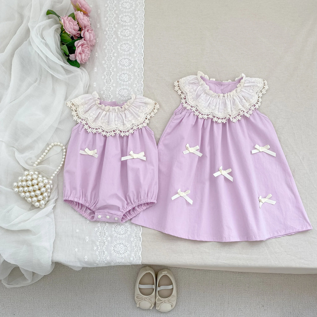 Sisters Lace Petal Collar Outfit