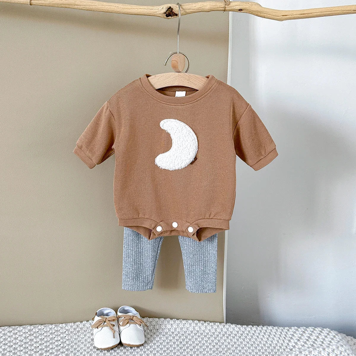 Newborn Crescent Moon Set